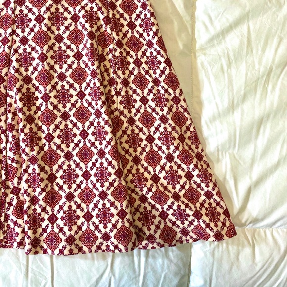 🌸 Forever 21 Dress - Size Small - Picture 2 of 3